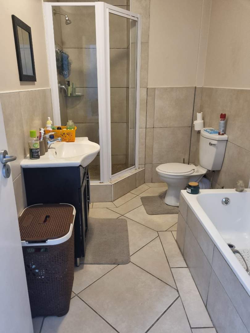 2 Bedroom Property for Sale in Beacon Bay Eastern Cape